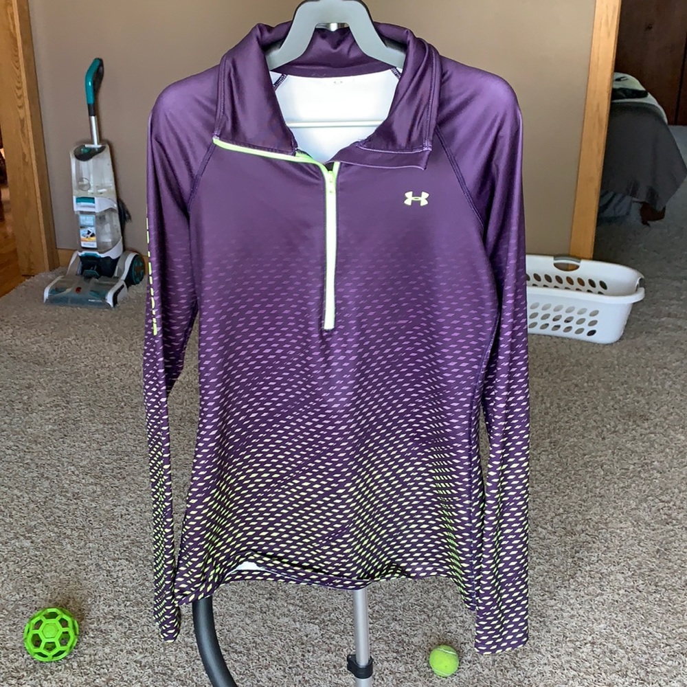 Under Armour size MD purple green dry fit